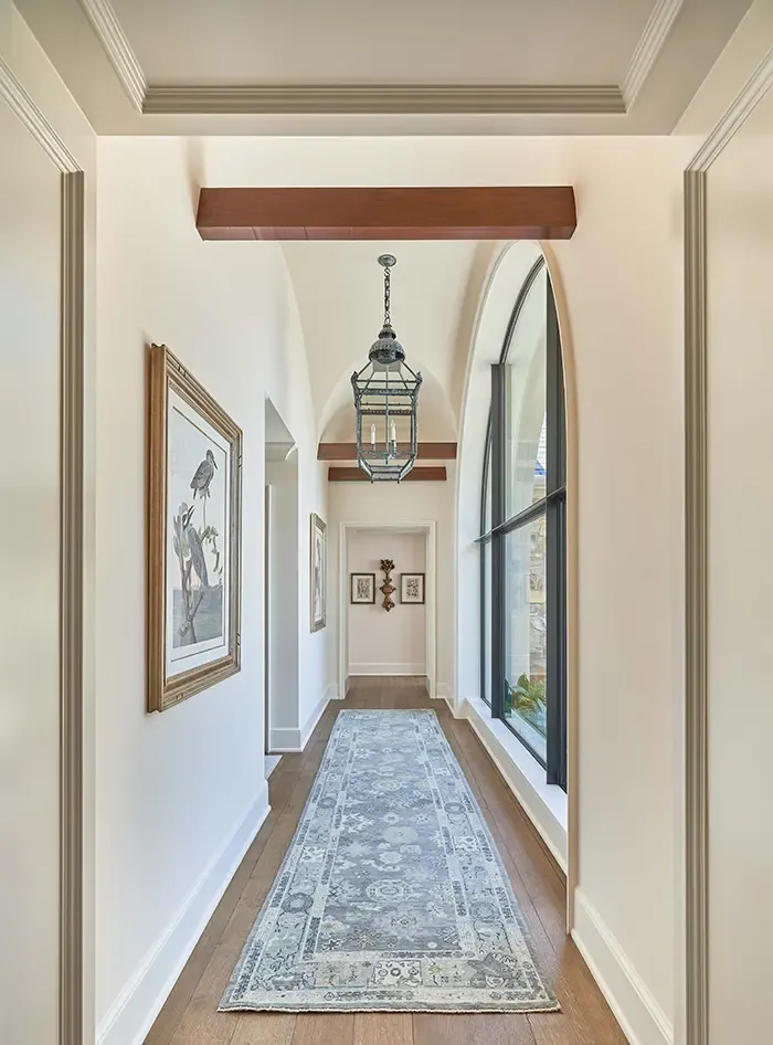 axios-charlotte-home-of-the-year-2022-hallway