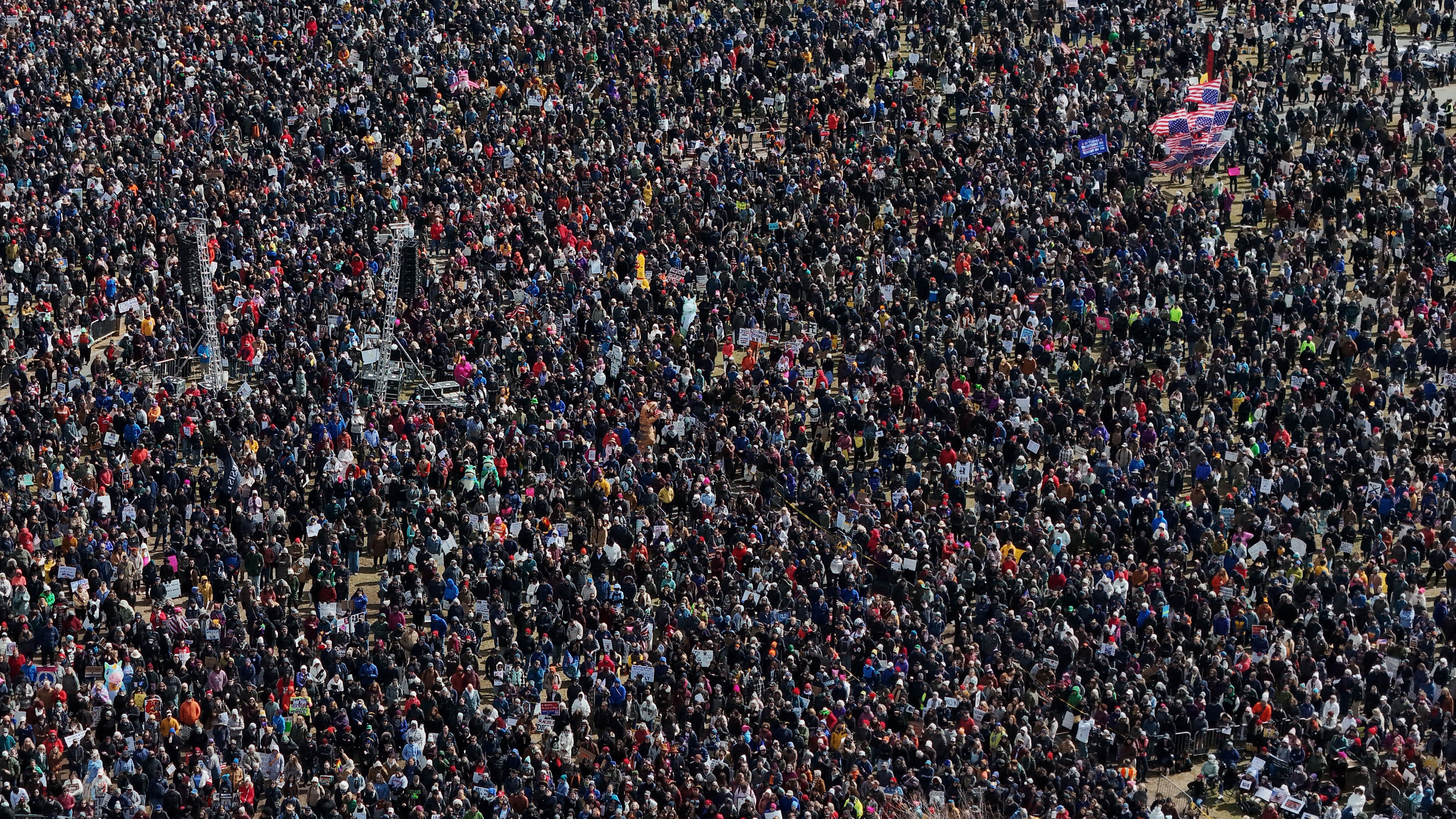 A drone view shows demonstrators gathered for a "No Kings" protest against U.S. President Donald Trump's administration policies in Boston, Massachusetts, U.S., March 28, 2026. REUTERS/Brian Snyder TPX IMAGES OF THE DAY