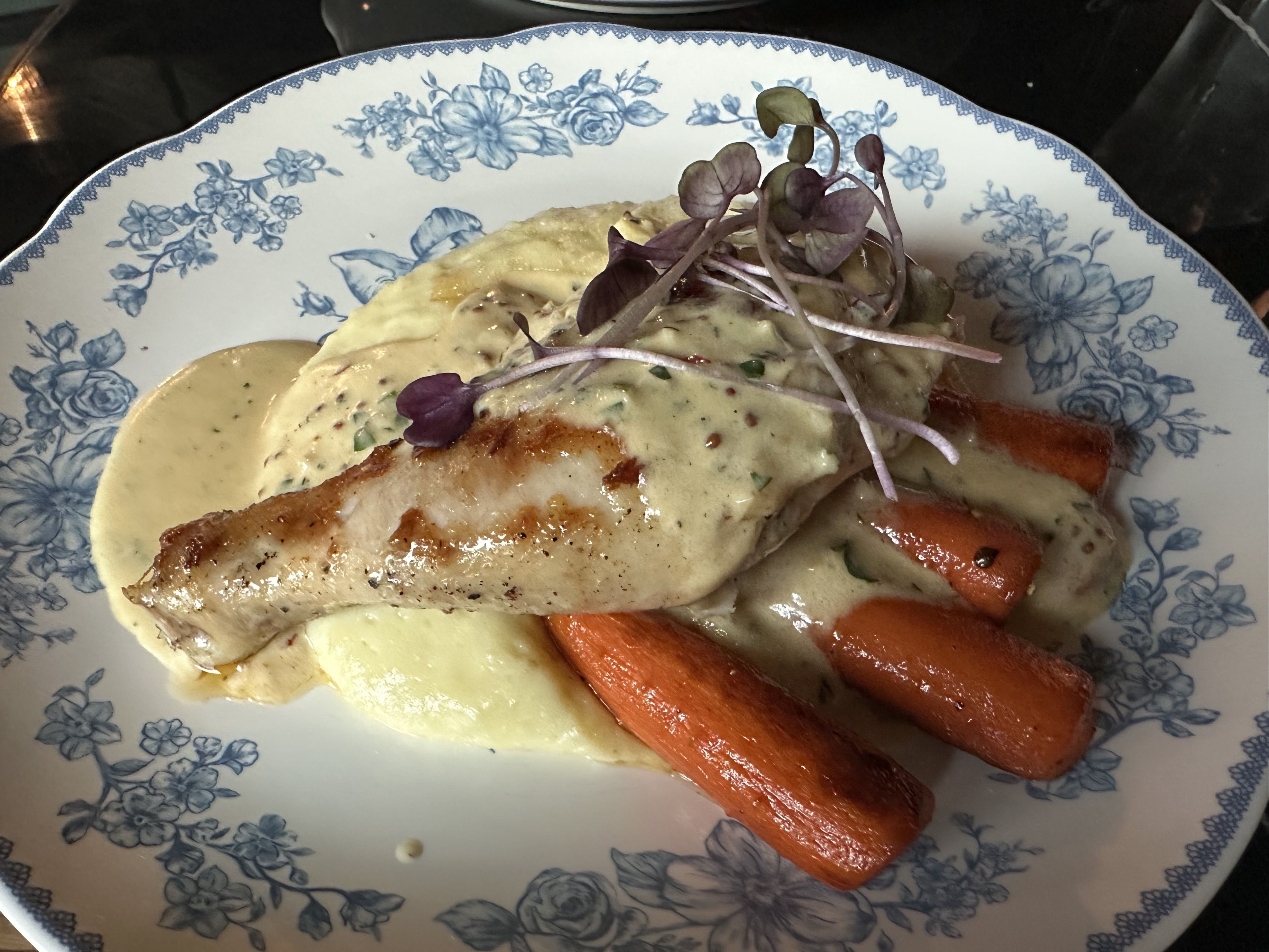 photo of chicken entree