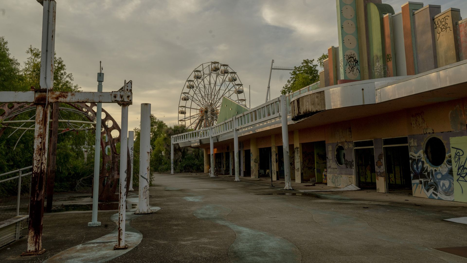 Photo shows the old rides at Six Flags in New Orleans.