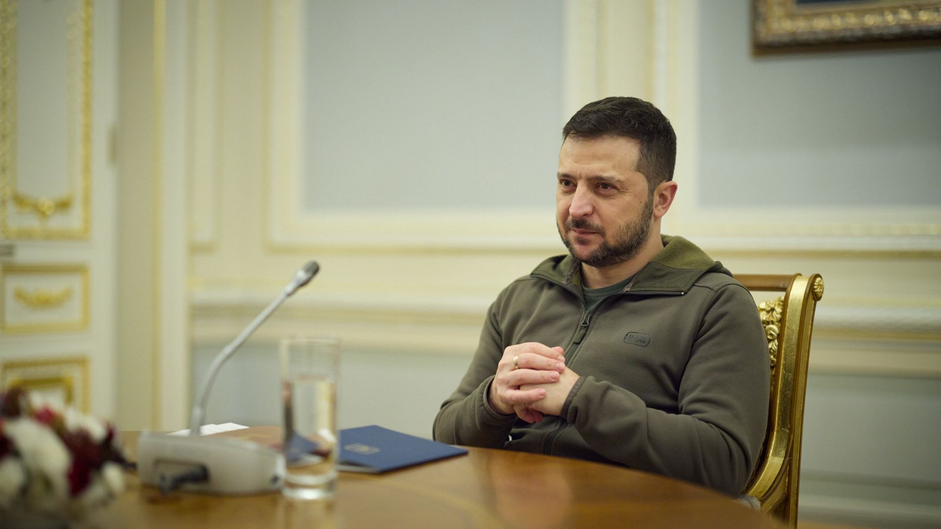 In this handout image issued by Ukrainian Presidency, British Prime Minister Rishi Sunak and Ukrainian President Volodymyr Zelenskyy meet in Ukraine's capital Kyiv on November 19, 2022.