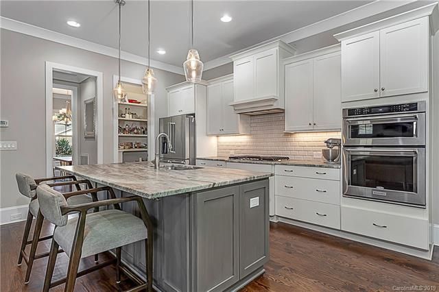 2904 Attaberry Drive kitchen