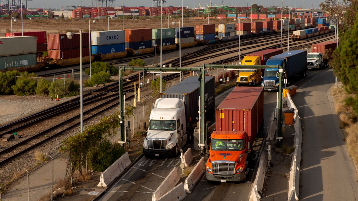 Biden rolls out plan to address trucking workforce challenges