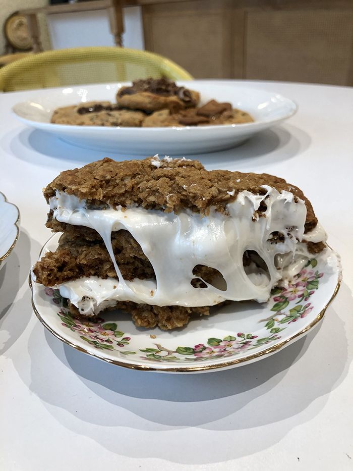 batchmaker batch house oatmeal creme pie