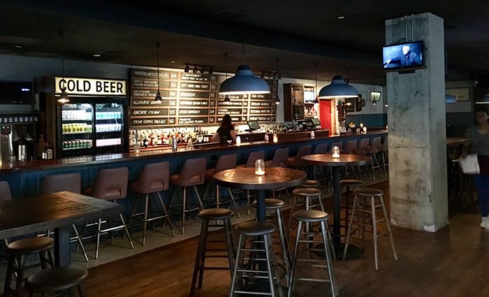 bar-at-the-daily-uptown-charlotte