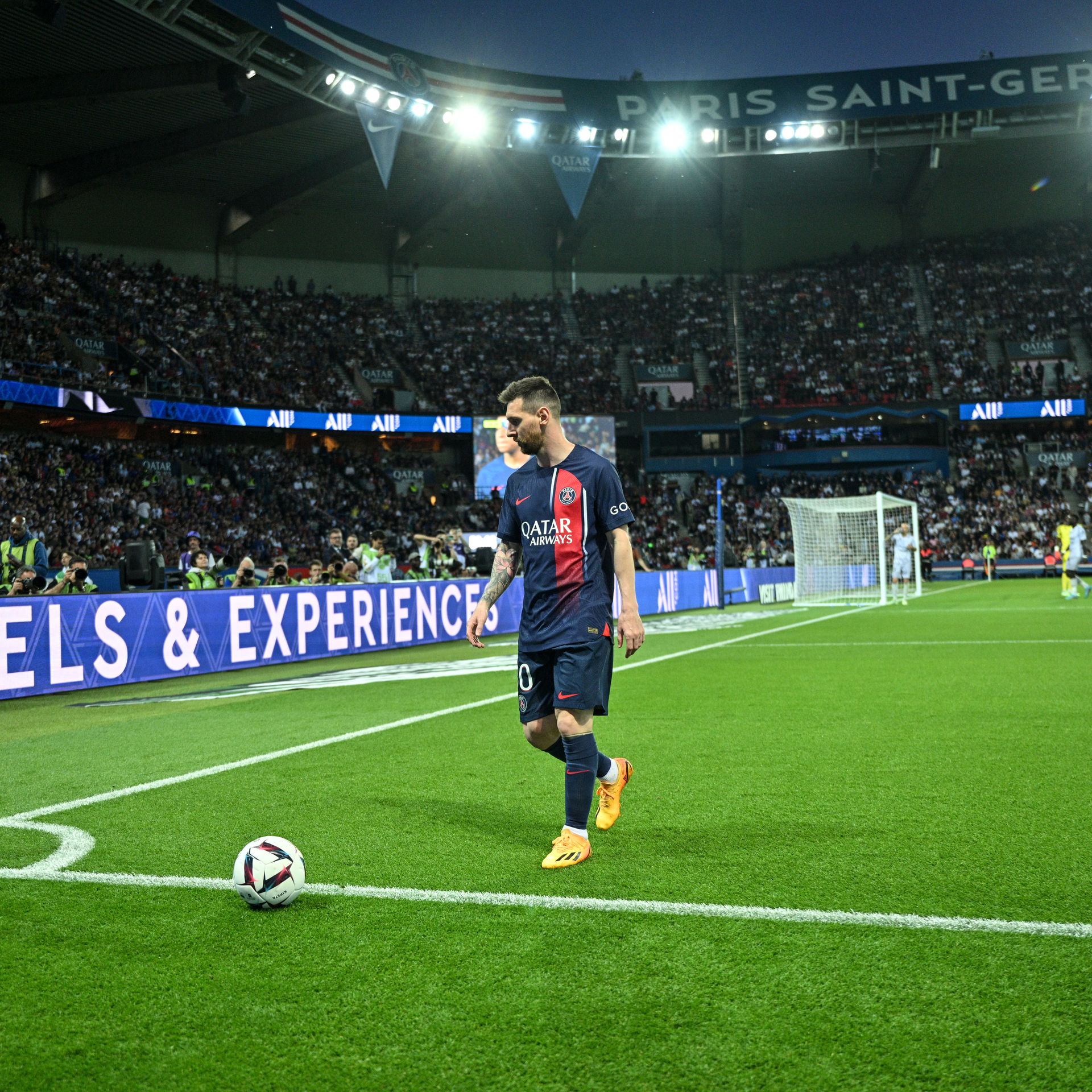 Messi signs with Inter Miami and ticket prices soar