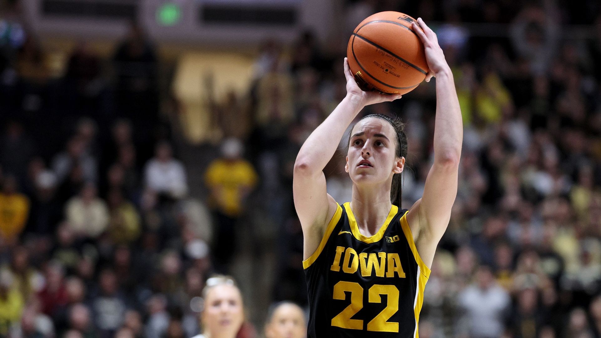 Caitlin Clark #22 of the Iowa Hawkeyes shoots the ball against the Purdue Boilermakers at Mackey Arena on January 10, 2024 in West Lafayette, Indiana. 