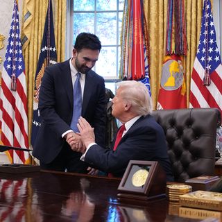 Trump's not cutting off NYC, White House economic advisor says