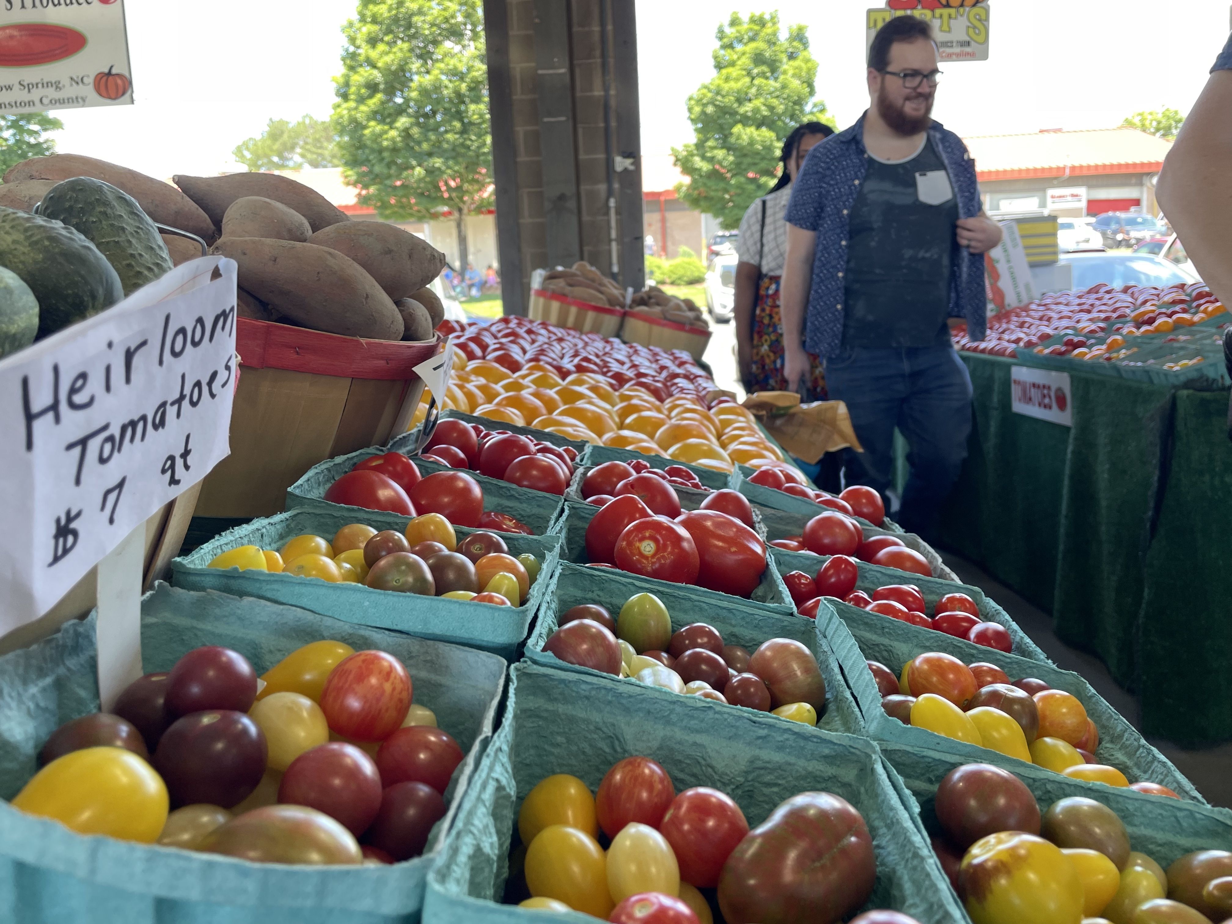 Heirloom tomatoes at the State Farmers Market