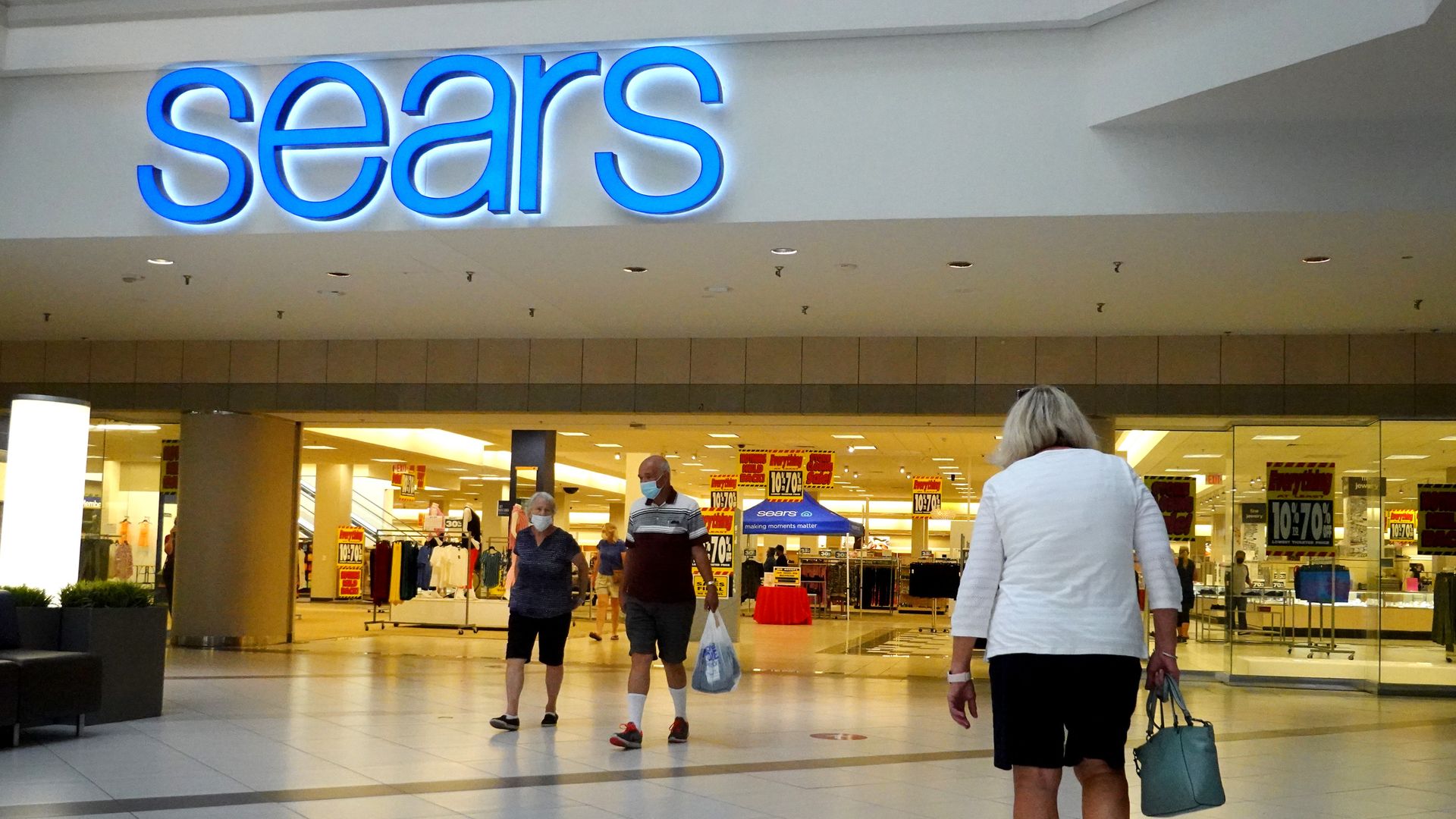 A photo of a Sears sign.