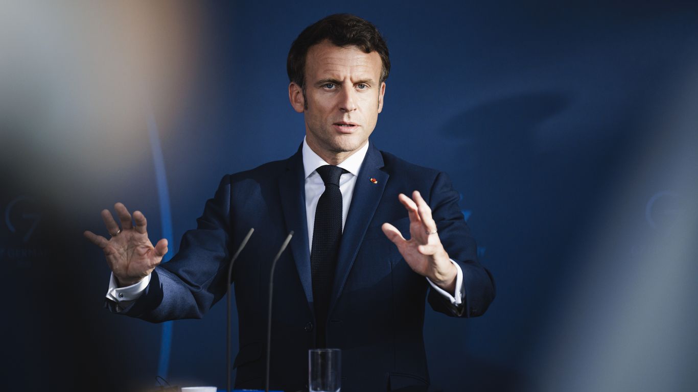 Macron Says Ukraine Could Wait "decades" For EU Membership