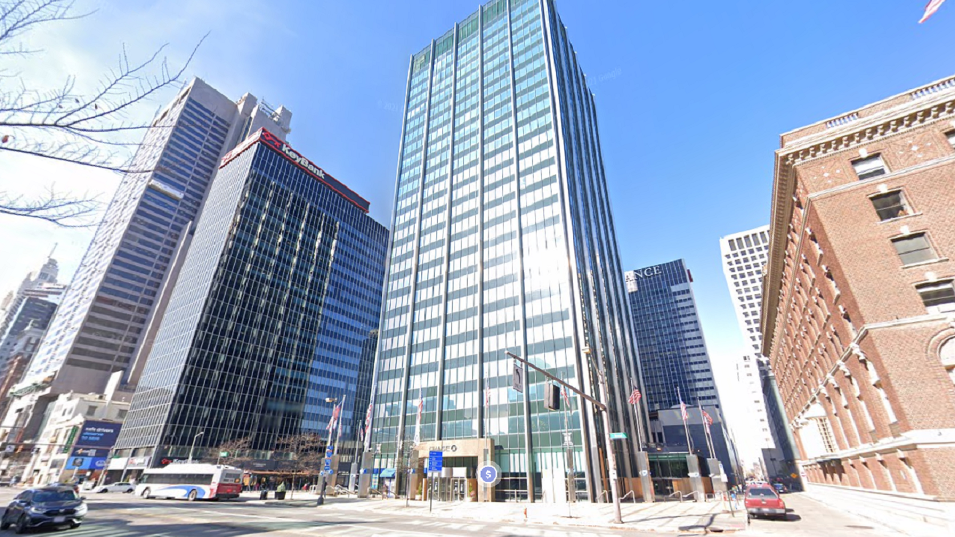 The exterior of Chase Tower in downtown Columbus.