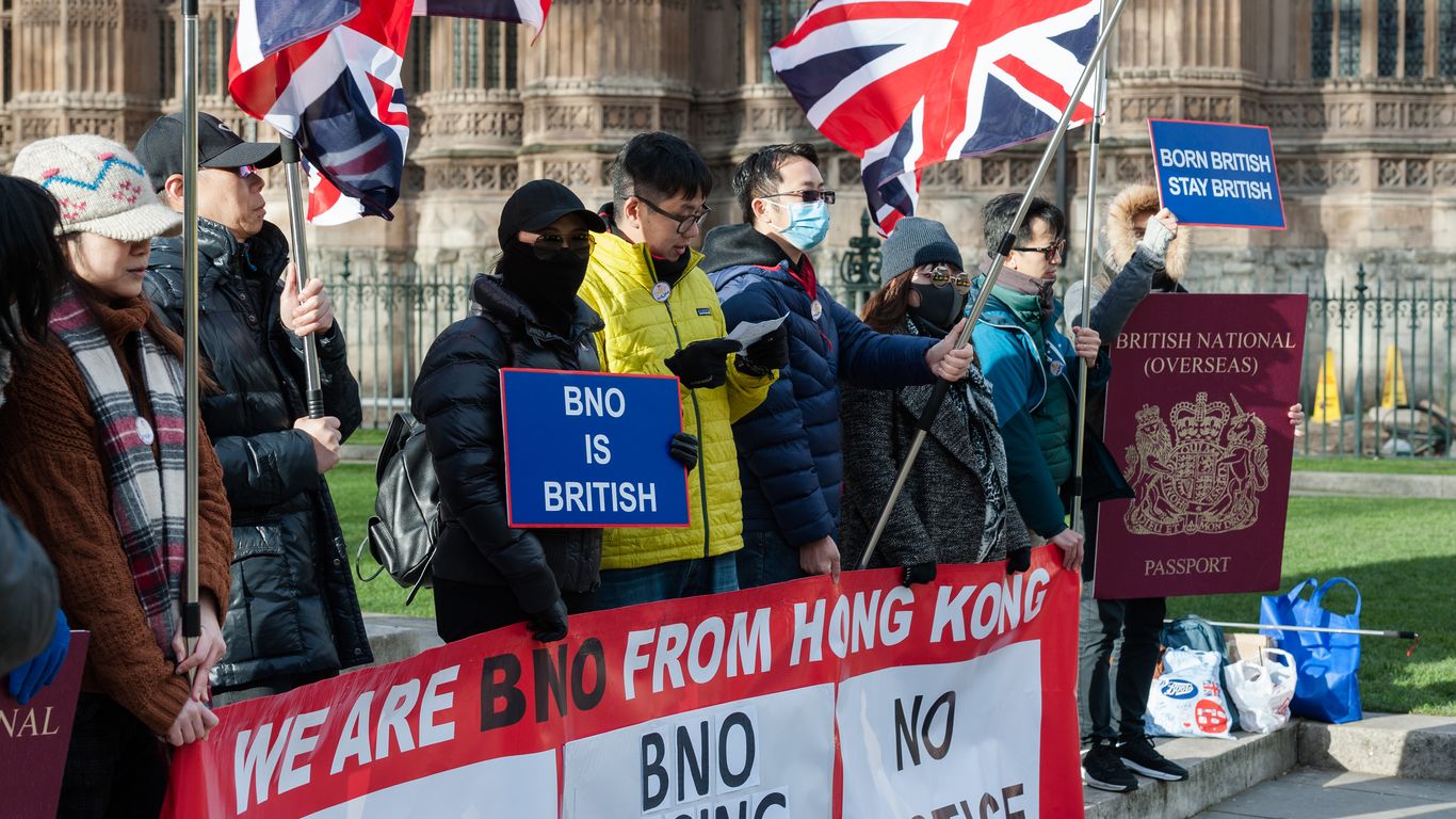 China crackdown: thousands flee Hong Kong as UK opens new visa route