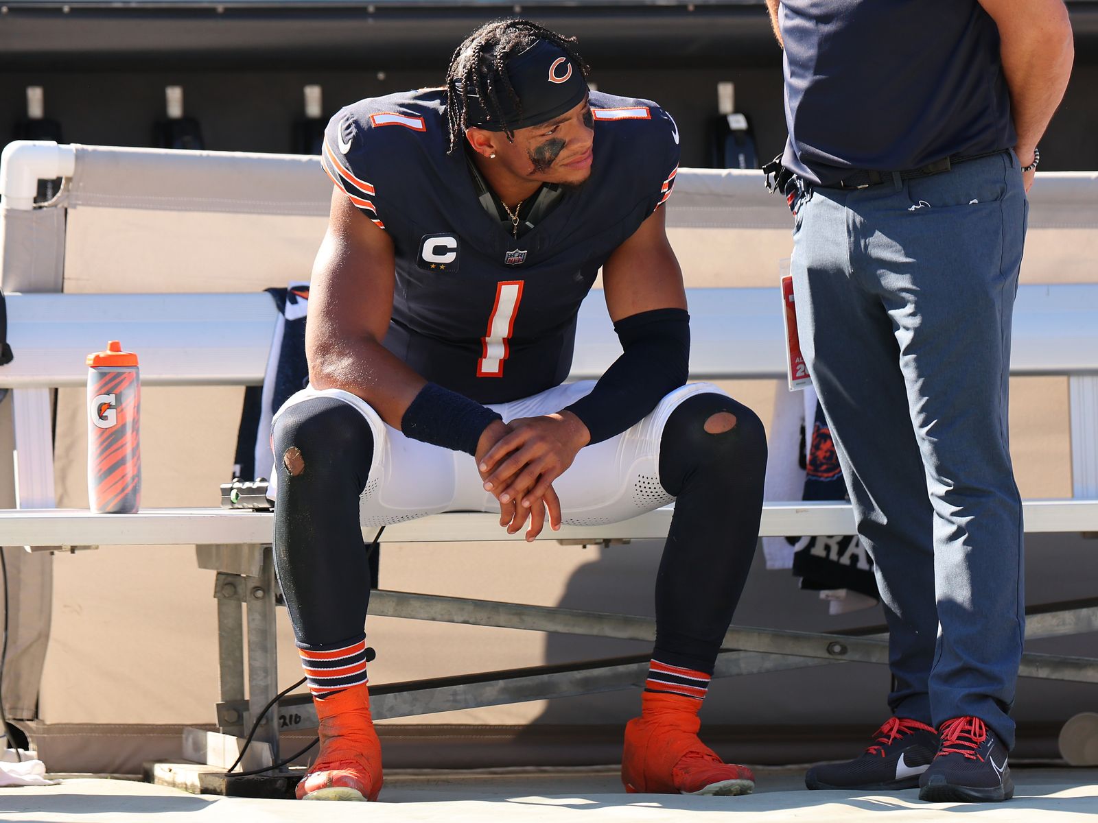 Chicago Bears lose late against Denver Broncos - Axios Chicago