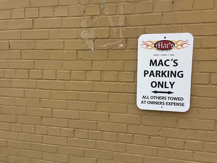mac's-parking-side-of-building