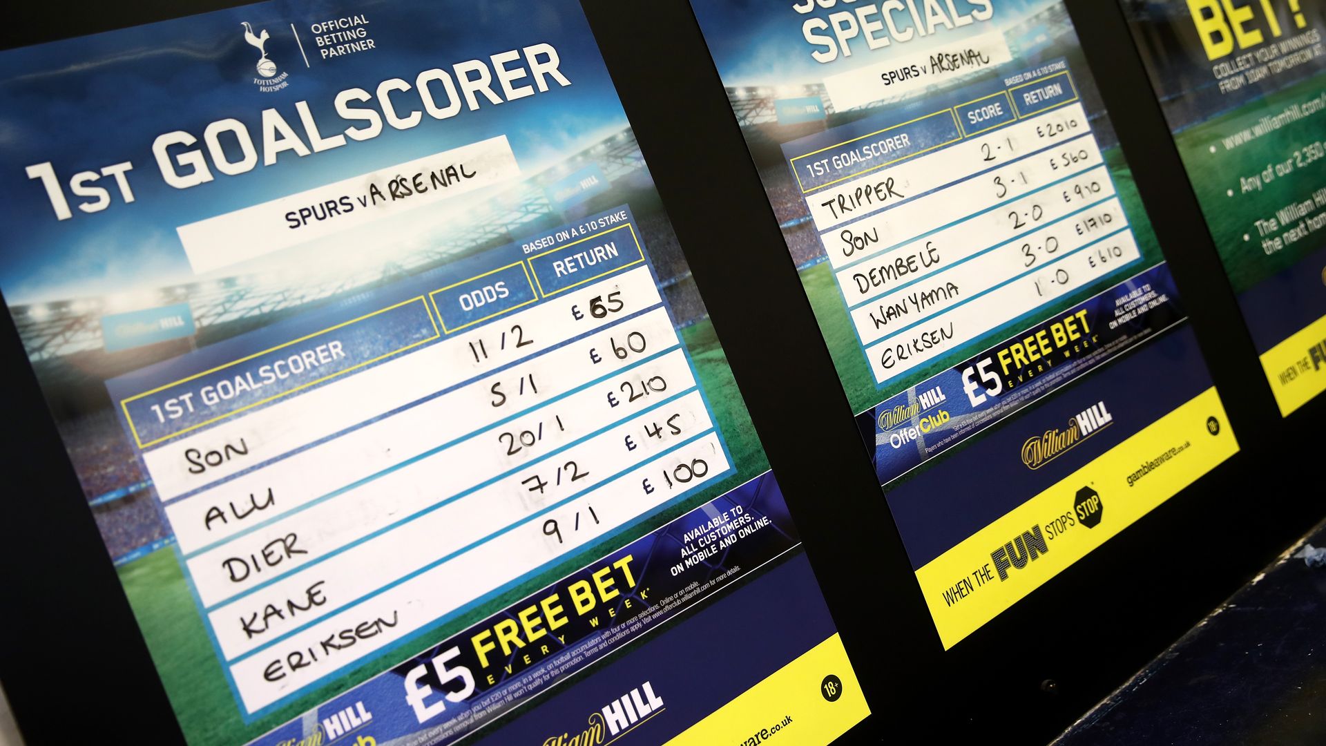 Sports betting kiosks with odds displayed