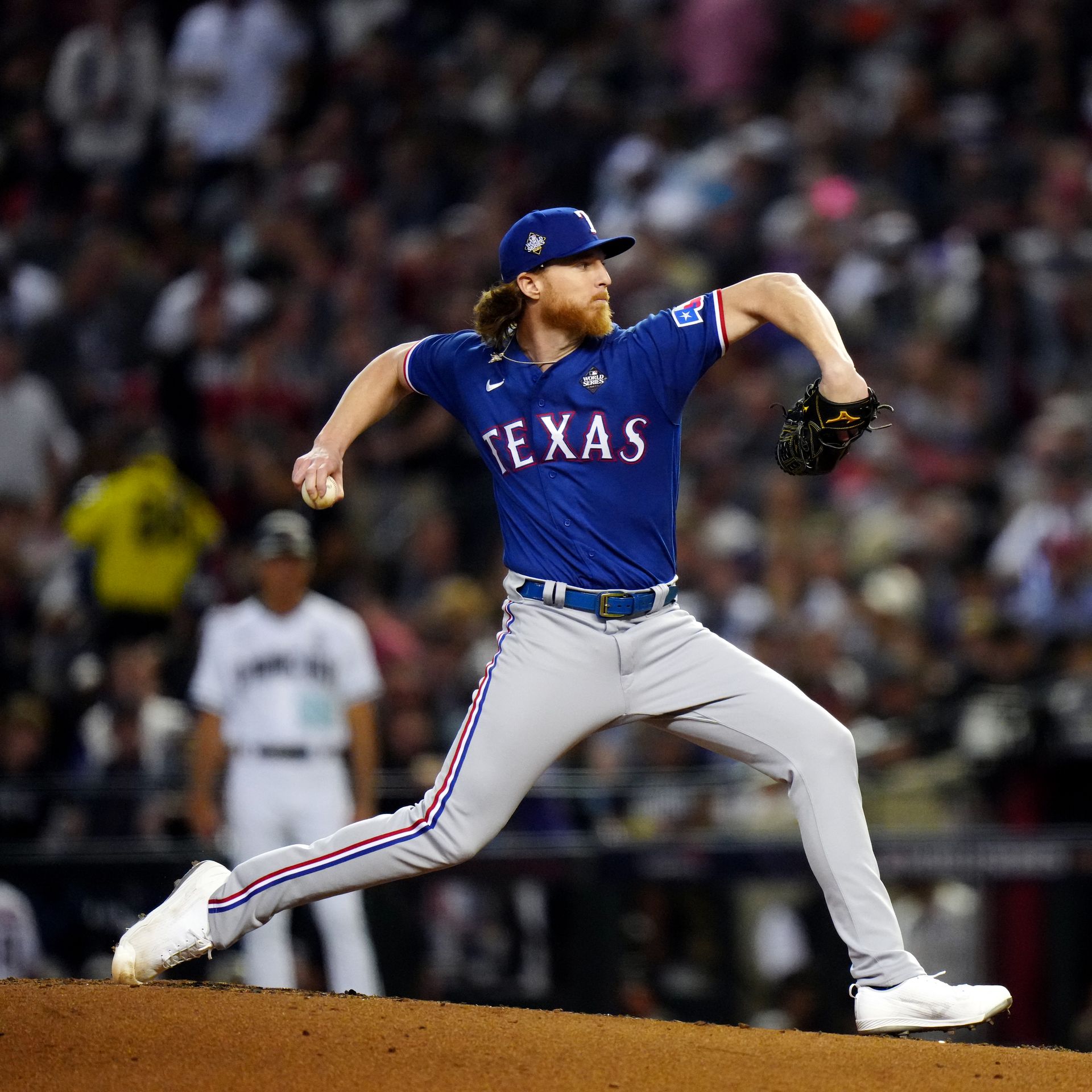 Diamondbacks lose to Rangers in World Series Game 3 - Axios Phoenix