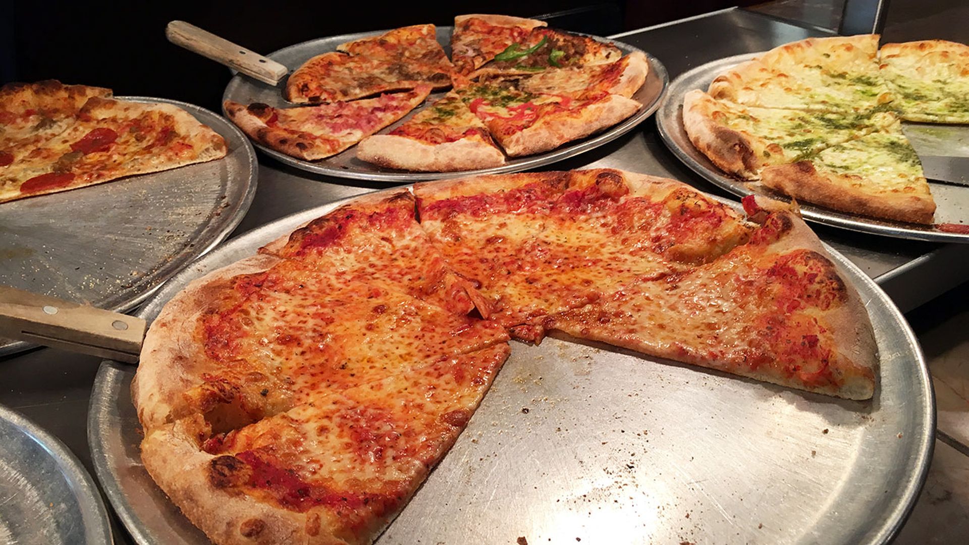 luisas-pizza-lunch-buffet-charlotte-montford