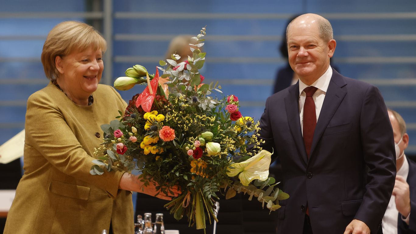 Шольц и Меркель