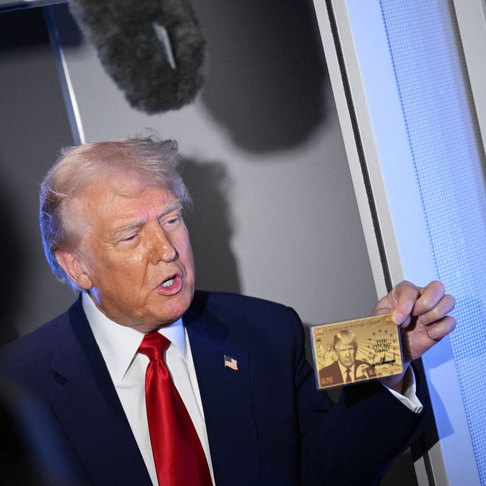 Trump launches immigration gold card signup site