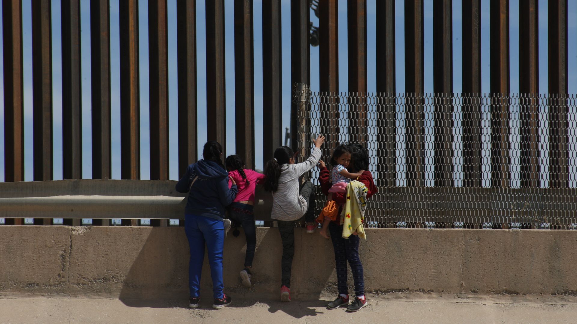 A mother with her three daughters from Guatemala crossed Mexico to reach the United States on 9 April 2019.