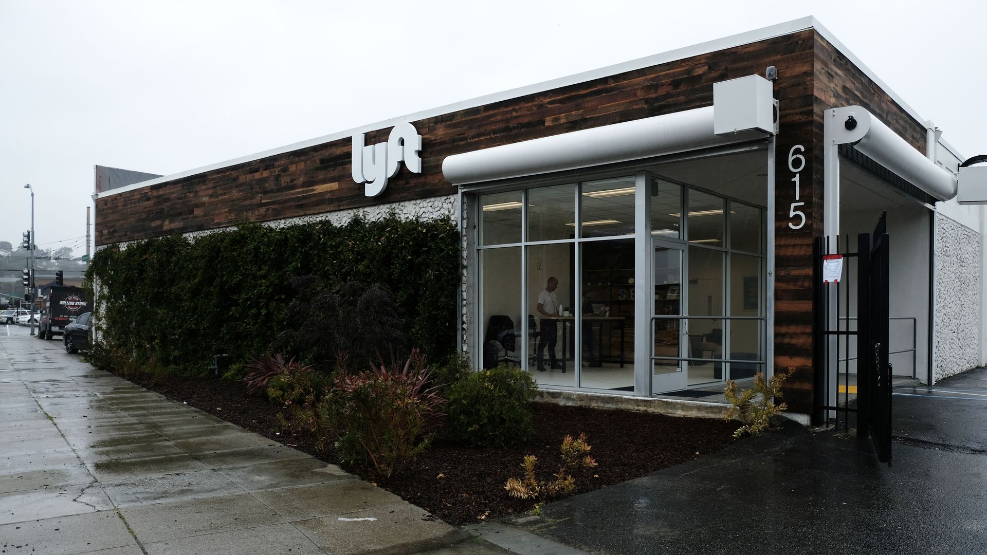 Photo of outside of building for Lyft driver services.