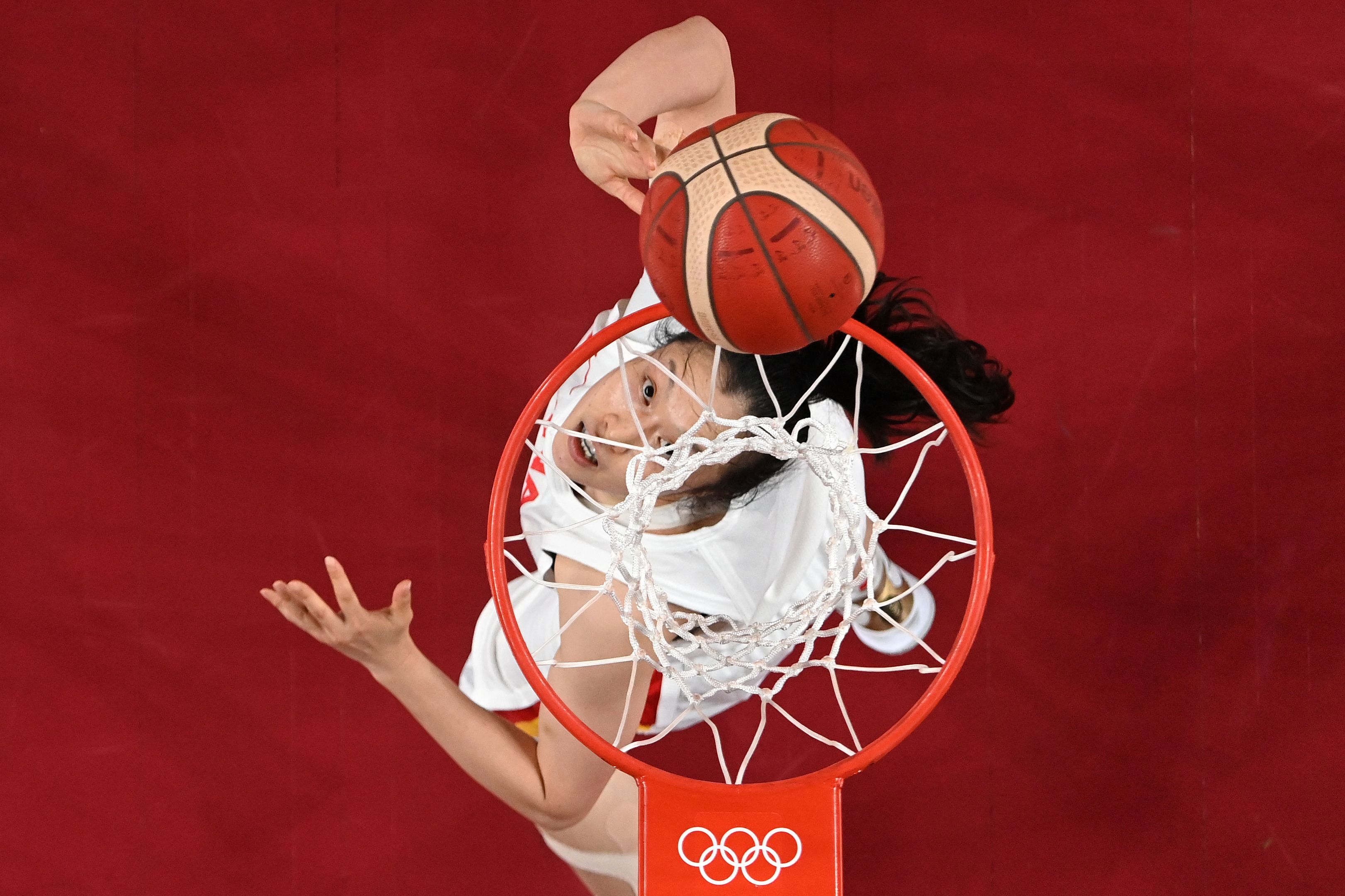 China's Shao Ting goes to the basket in the women's quarter-final basketball match between China and Serbia during the Tokyo 2020 Olympic Games at the Saitama Super Arena in Saitama on August 4