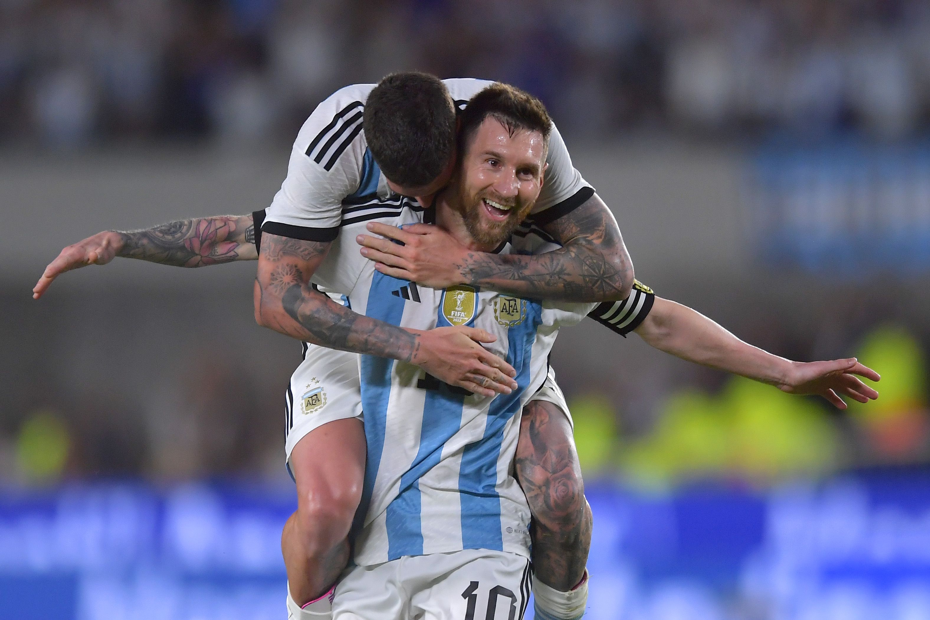 messi celebrating