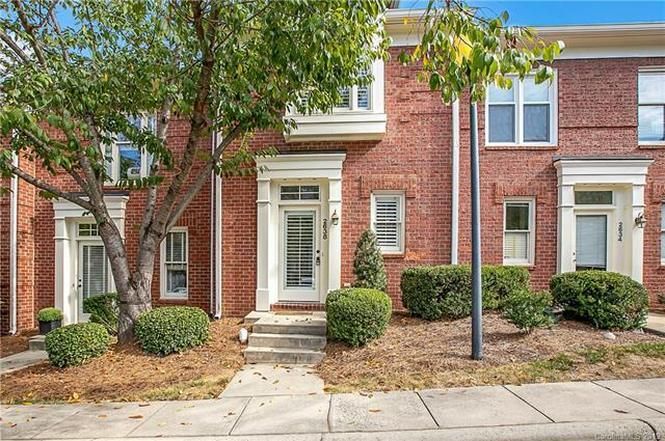 2638 Dilworth Heights Lane exterior