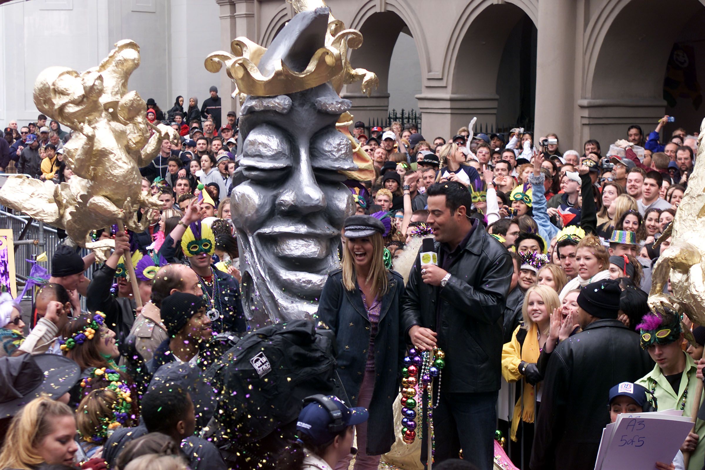 mardi gras spears