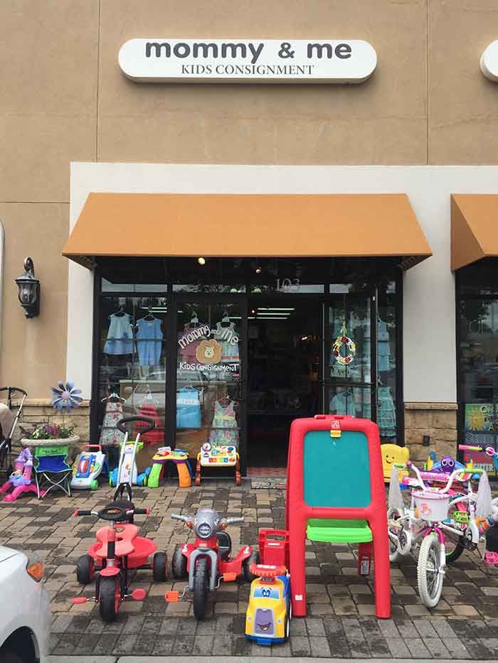 Mommy-and-me-outside