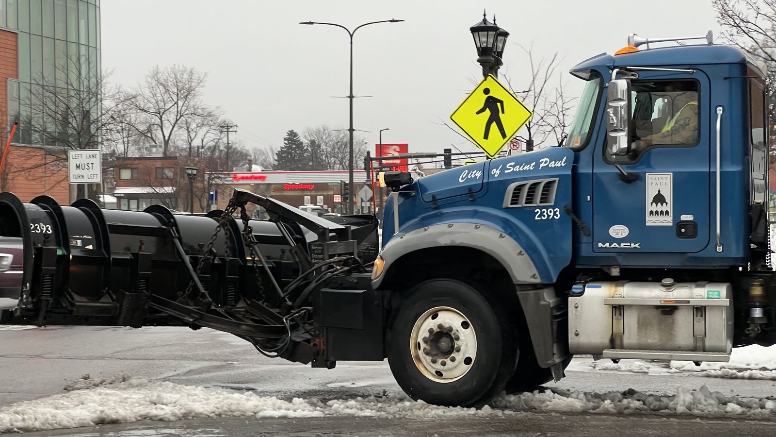 St. Paul will plow forward with pilot on new winter parking rules Axios Twin Cities