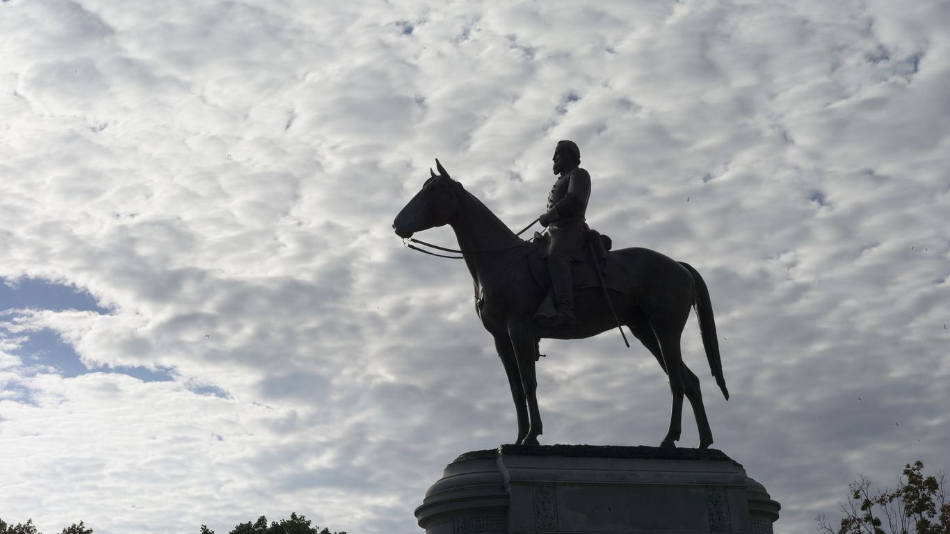 Richmond mayor orders removal of city's Confederate statues