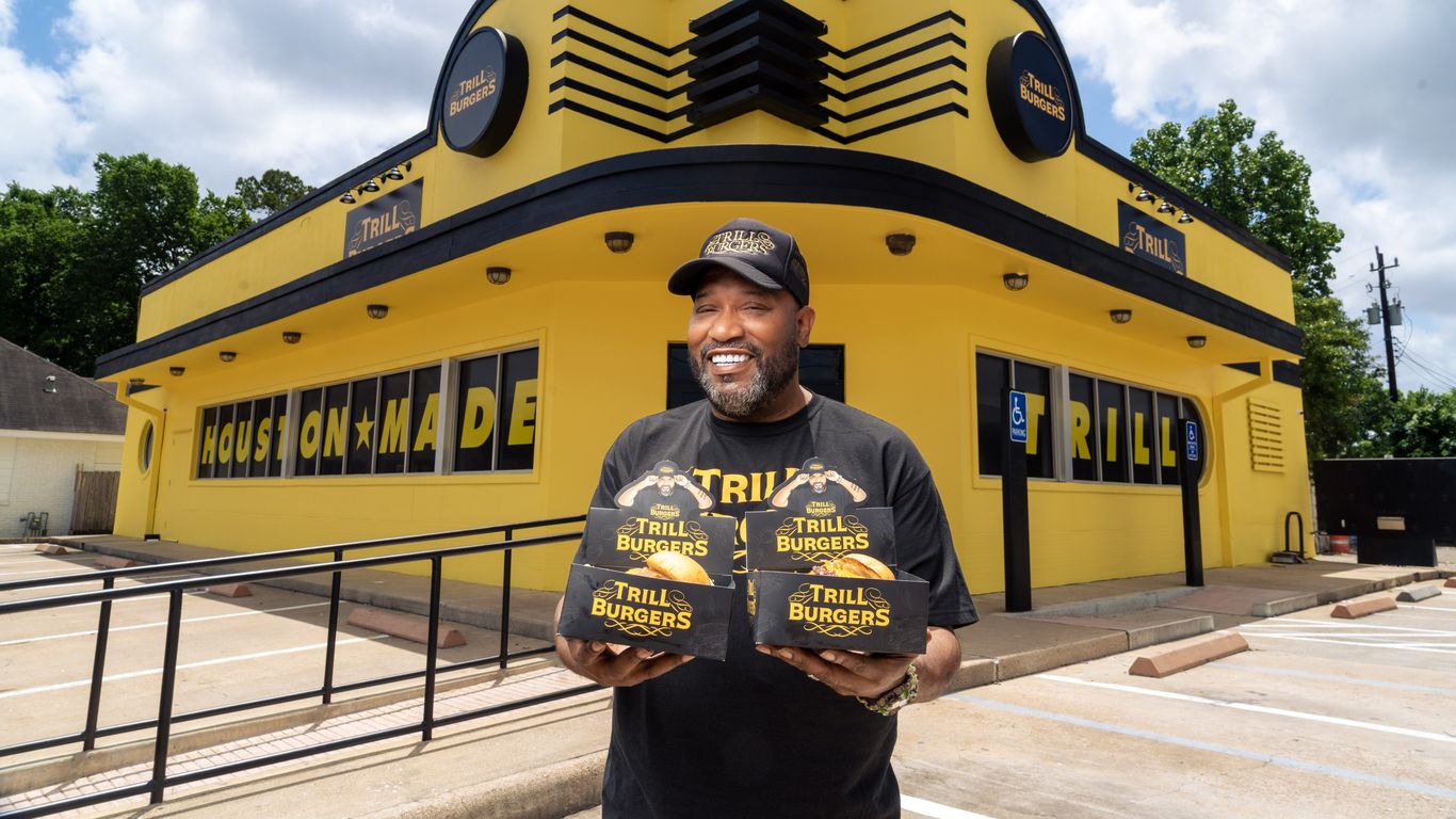 Bun B's Trill Burgers Finally Opens In Houston - Axios Houston