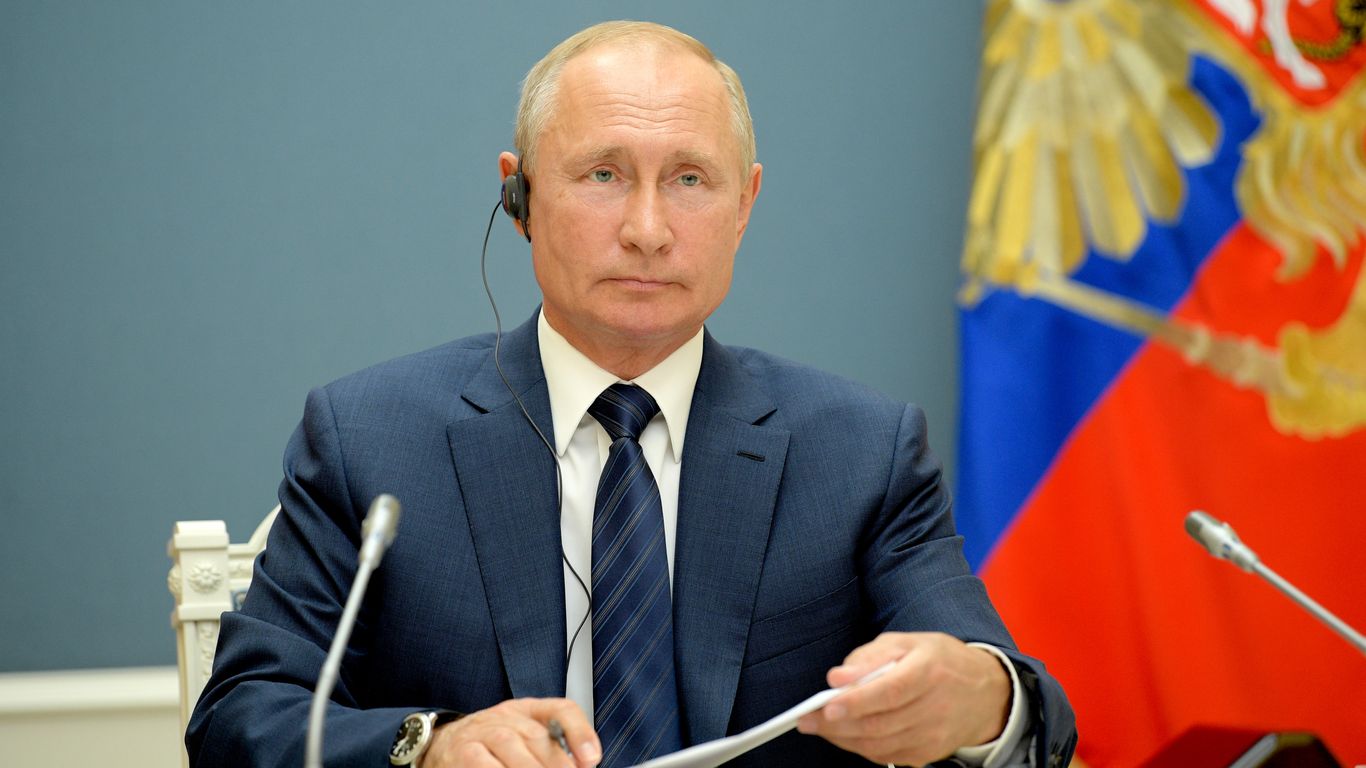 Putin challenges Biden to debate after U.S. president calls Russian counterpart a "killer" thumbnail