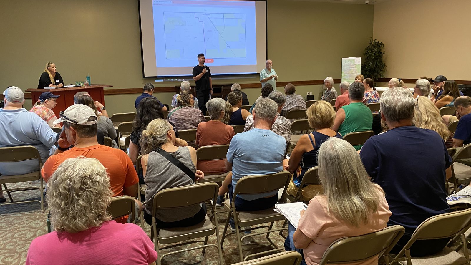 Residents express mixed opinions at first open house on San Tan Valley