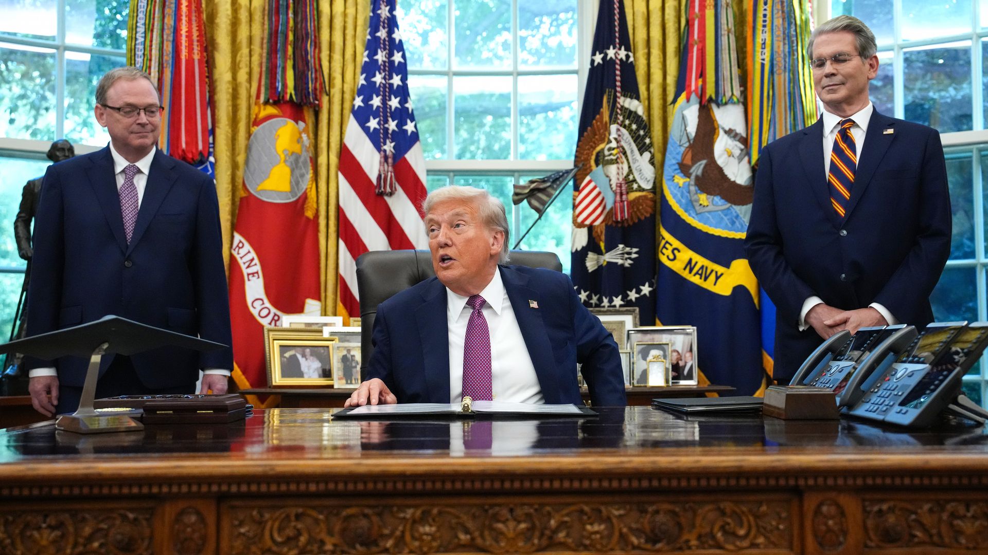 Kevin Hassett, Donald Trump, and Scott Bessent in the Oval Office