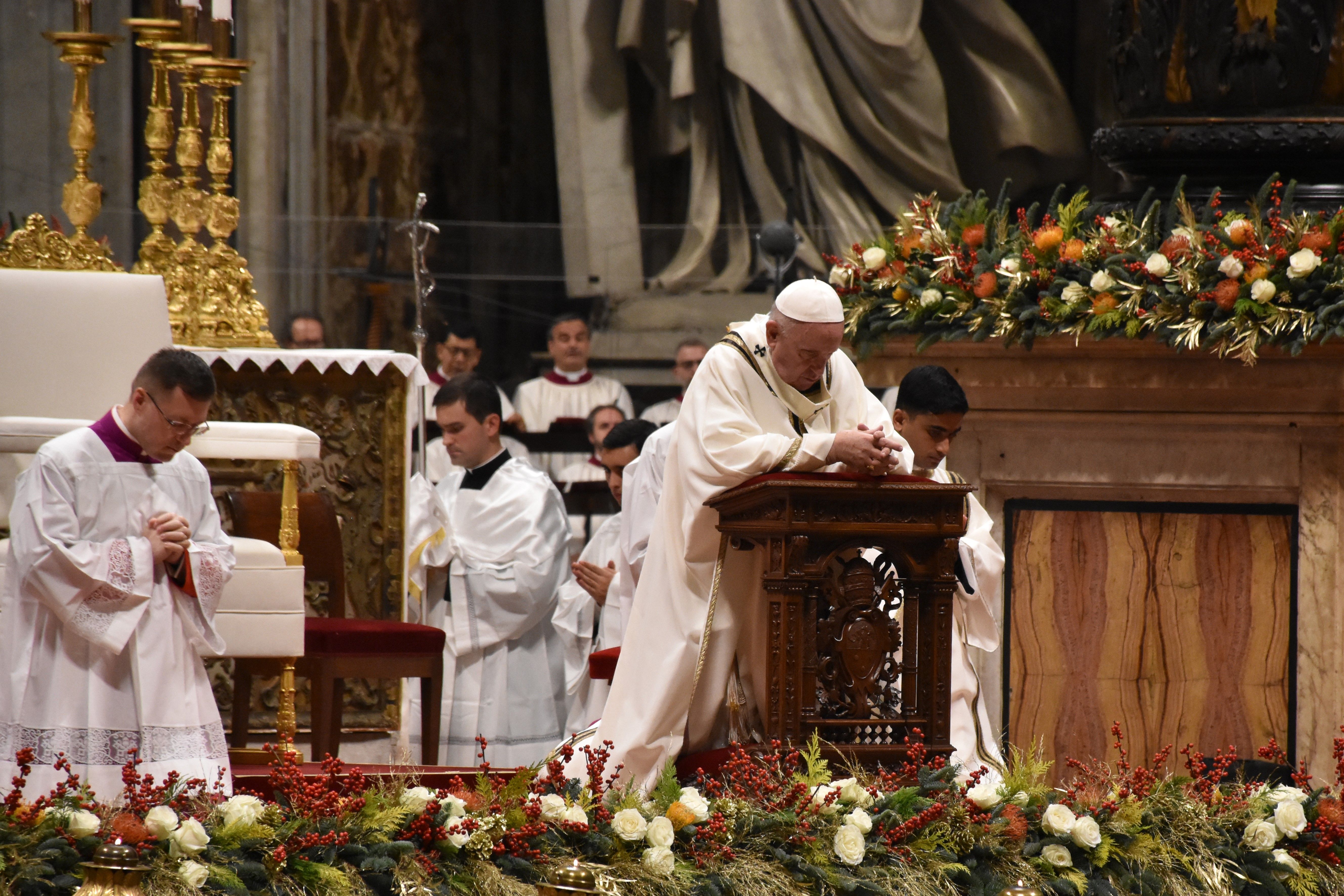  Pope Francis (Front) leads a mass on Christmas eve marking the birth of Jesus Christ on December 24, 2019, at St Peter's basilica in Vatican City, Vatican.