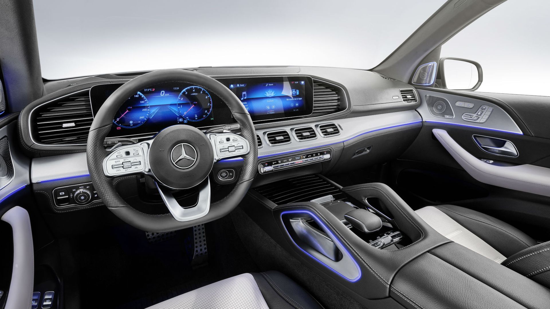 Image of interior of Mercedes GLE 450 SUV