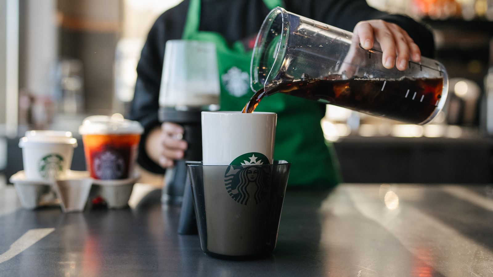 Starbucks cup 2024 Reusable cups accepted at drivethru, mobile orders