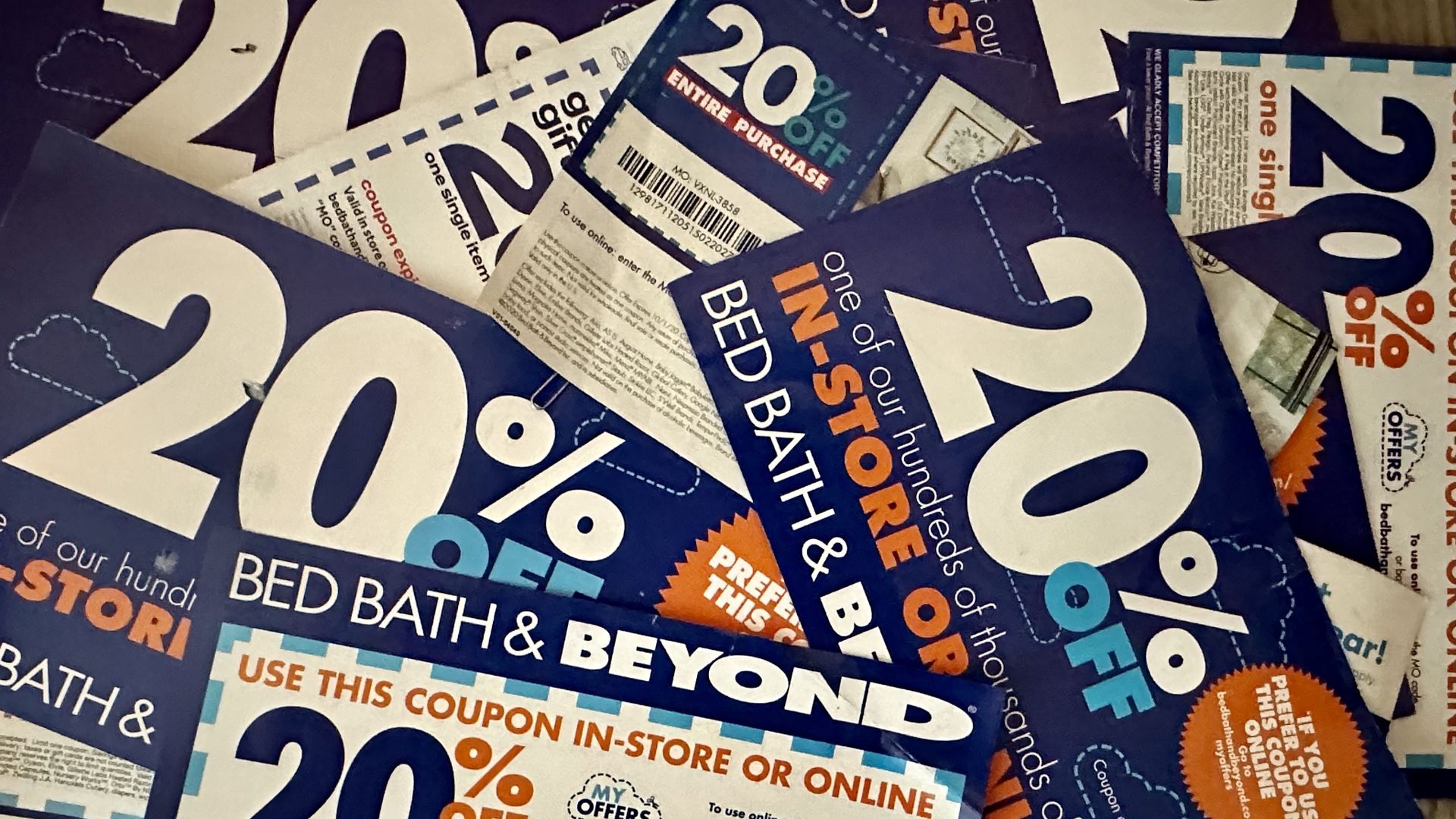 Big Lots, Container Store step in to accept expired Bed Bath & Beyond