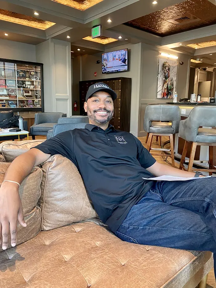 havana smoke cigar lounge balcony uptownhavana smoke cigar lounge balcony uptown