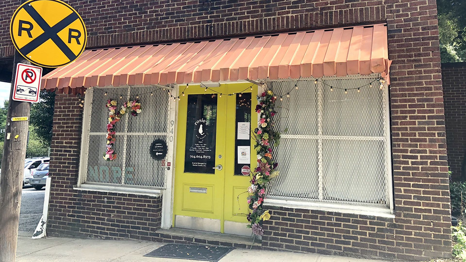 Rosie's Wine Garden header