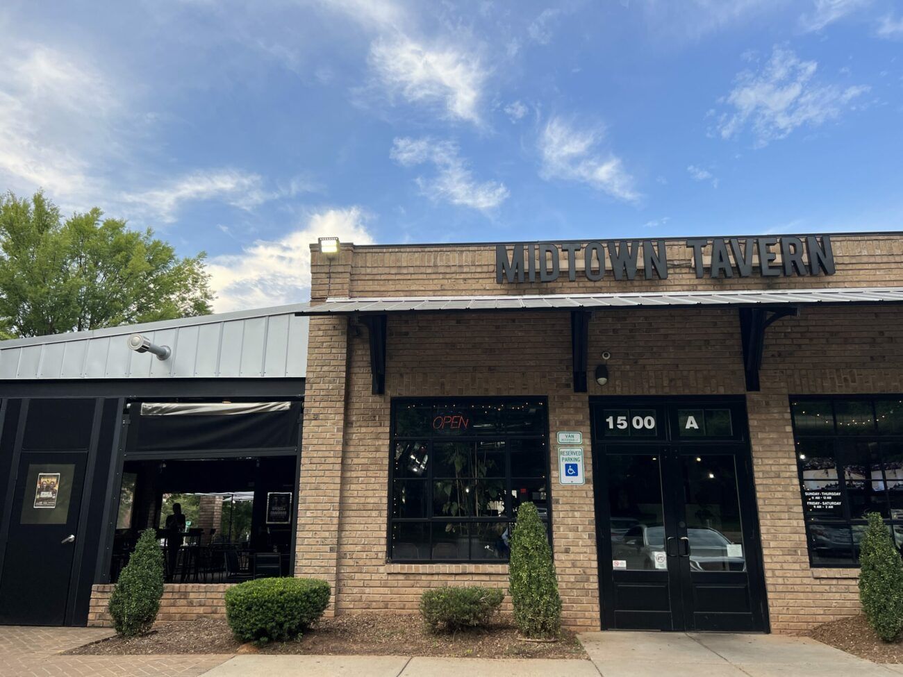 Locally-owned Midtown Tavern is a hidden gem - Axios Charlotte