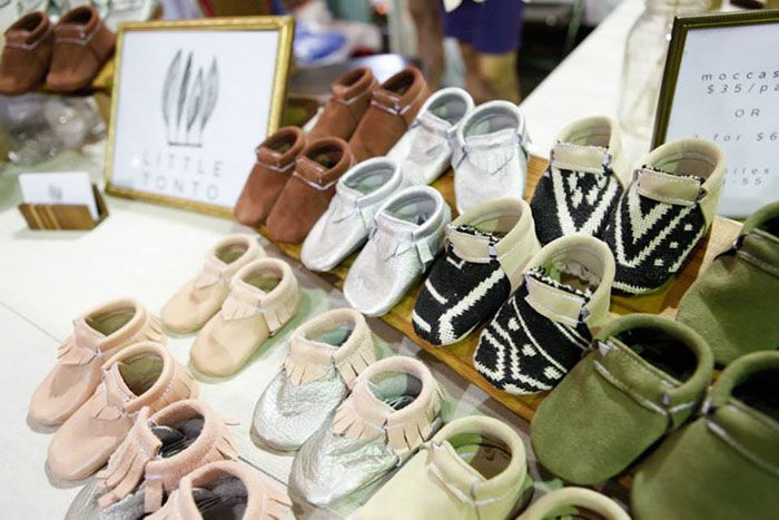 baby-moccasins-vtg-clt