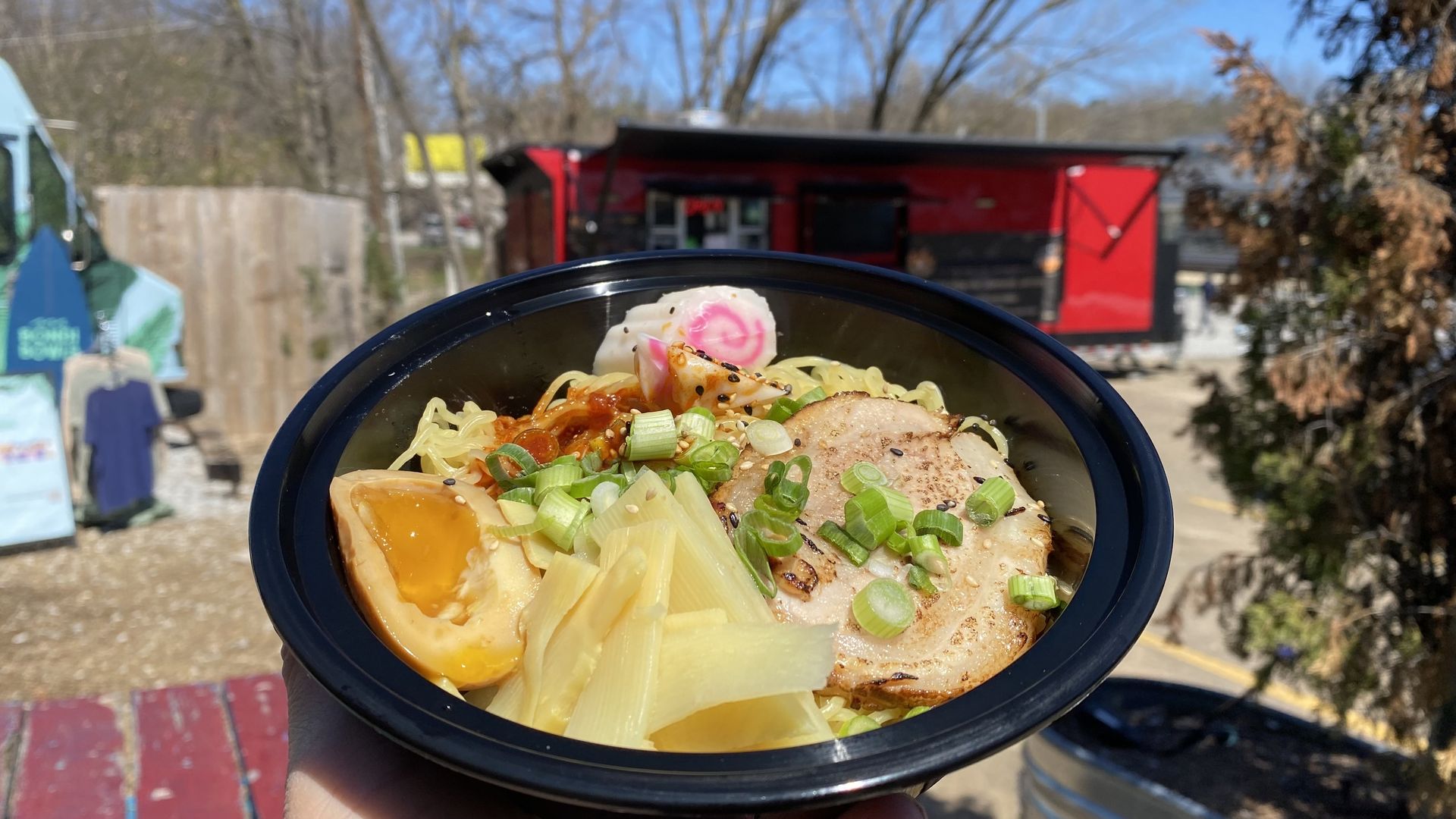 A bowl of ramen without broth not yet added.