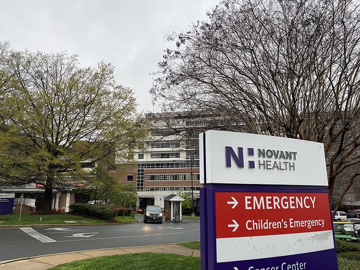 novant health emergency sign 700