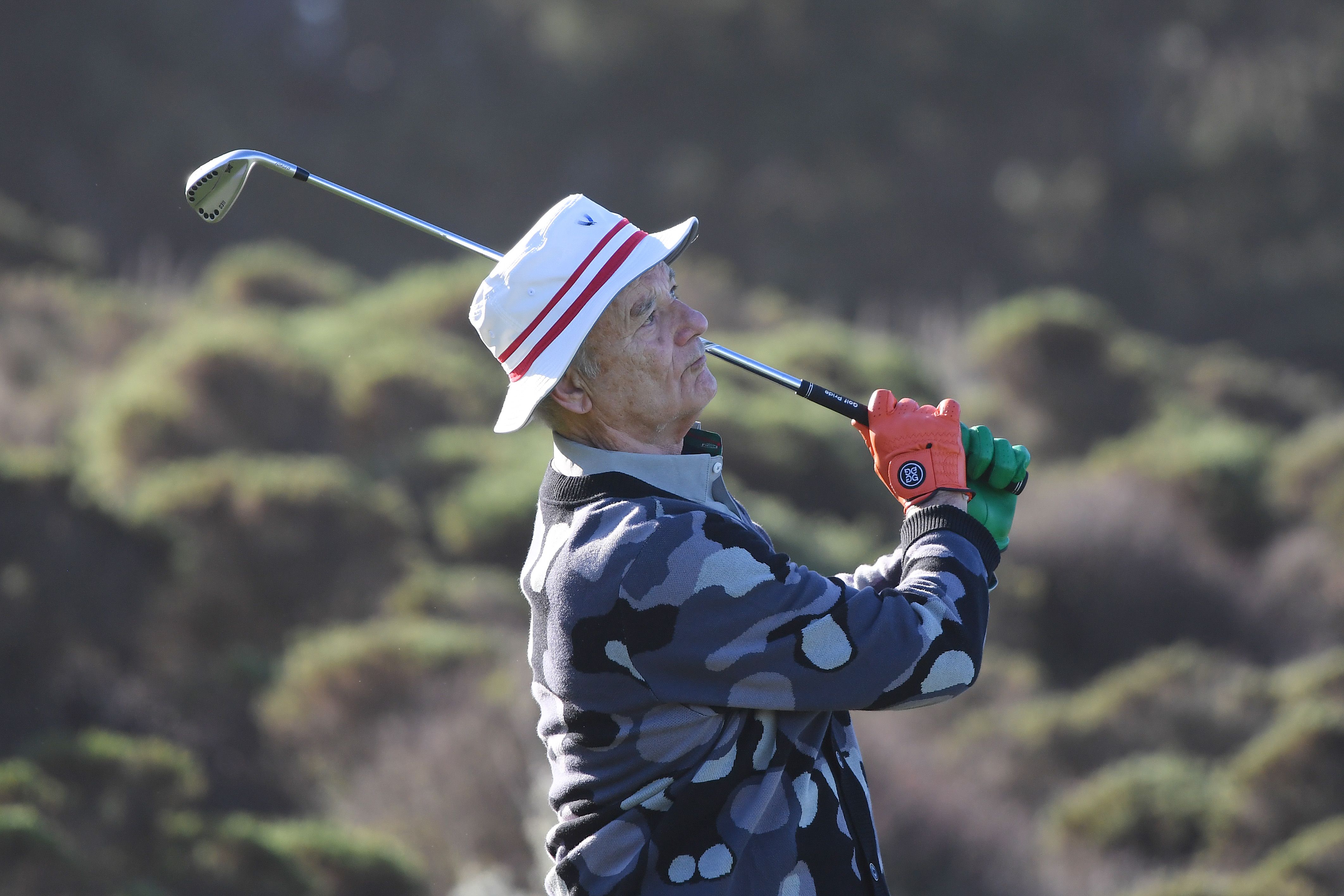 Bill Murray golfing