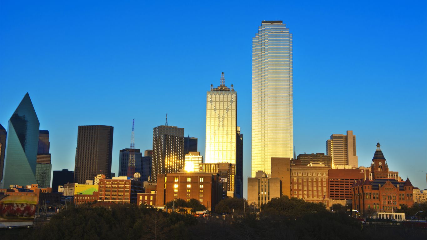 Dallas skyscraper heights fall behind Houston, Austin - Axios Dallas