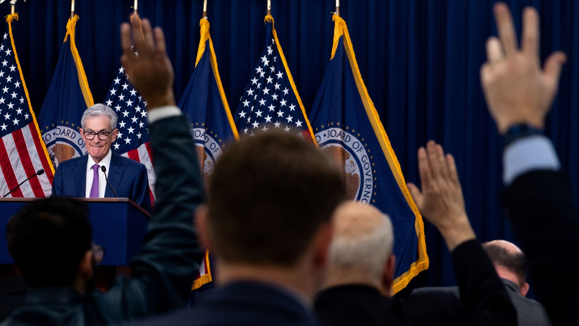Fed chair jerome Powell speaks at a press conference